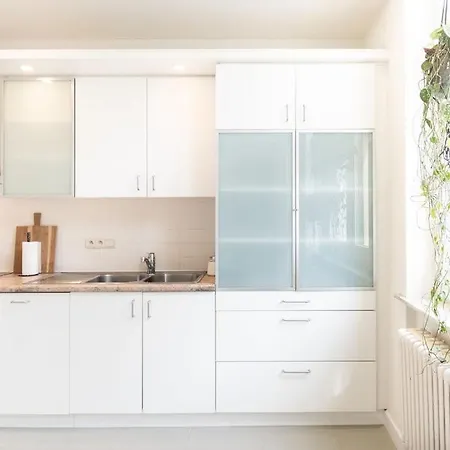 Baenk Designhideaway شقة نيوبورت